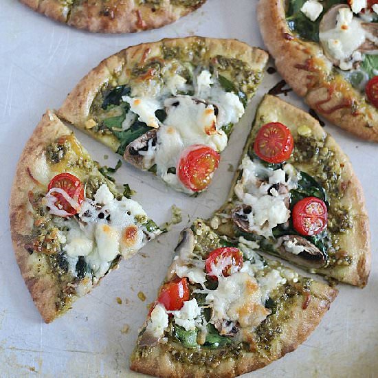Easy Pesto Pita Pizzas