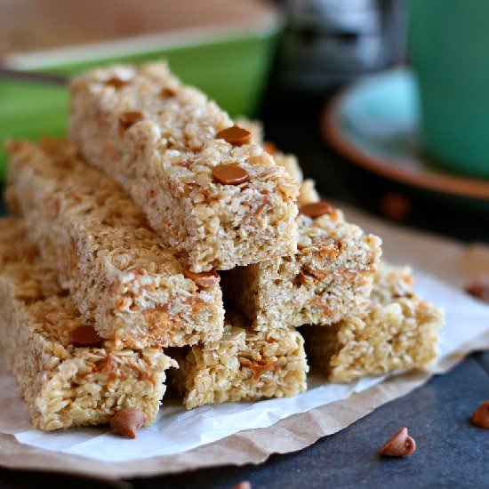 No-Bake Cinnamon Chip Granola Bars