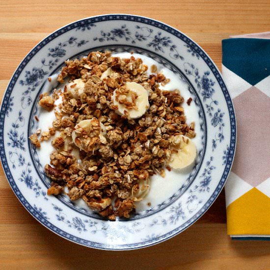 Coconutty Banana Walnut Granola