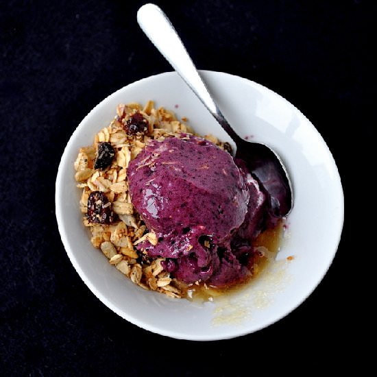 Berry Breakfast Bowl