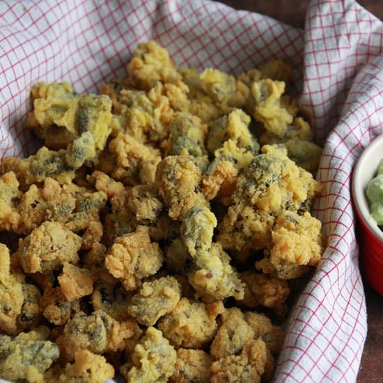 Cornmeal Oysters and Remoulade