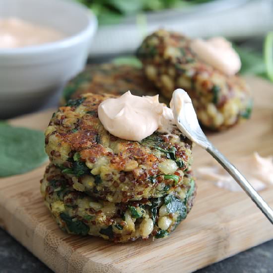 Spinach & Cheddar Quinoa Cakes