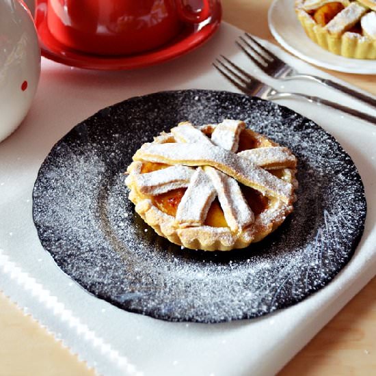 Mini Tarts with Peaches