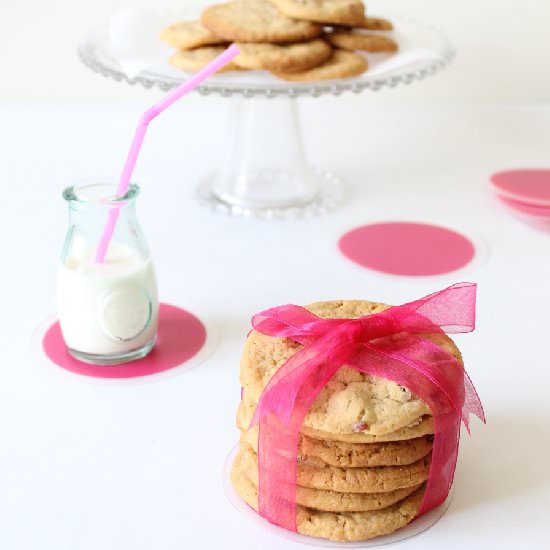 Strawberry shortcake cookies