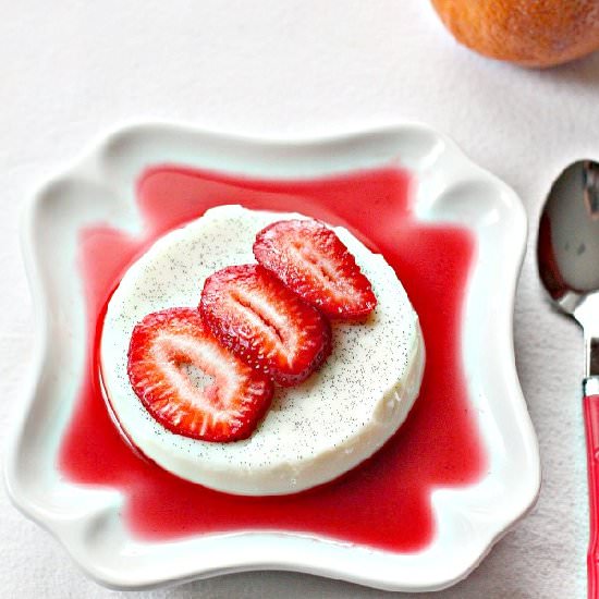 Greek Yoghurt Panacotta