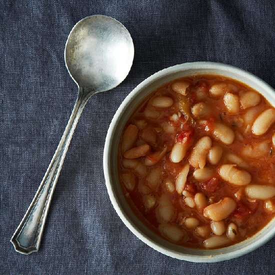 Brothy, Garlicky Beans