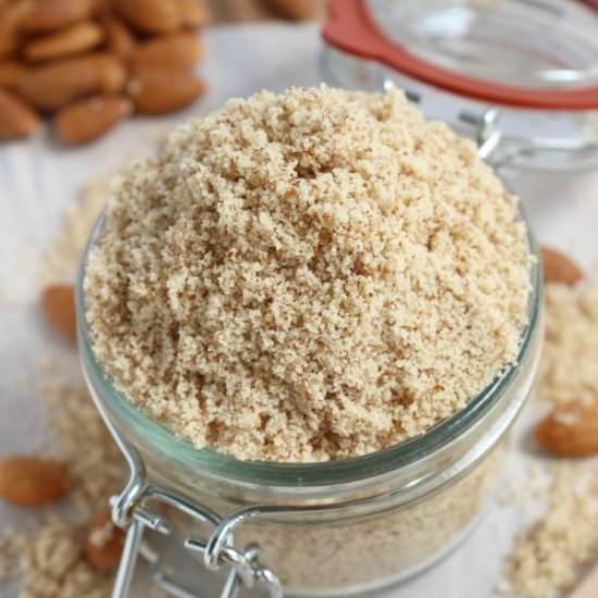 Homemade Almond Flour {Almond Meal}