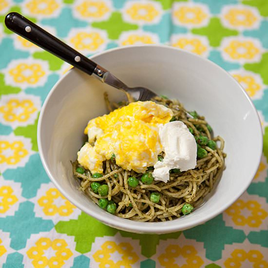 Pesto Pasta with Scrambled Eggs