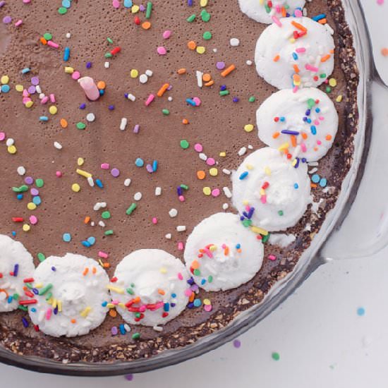 Vegan Chocolate Mousse Pie