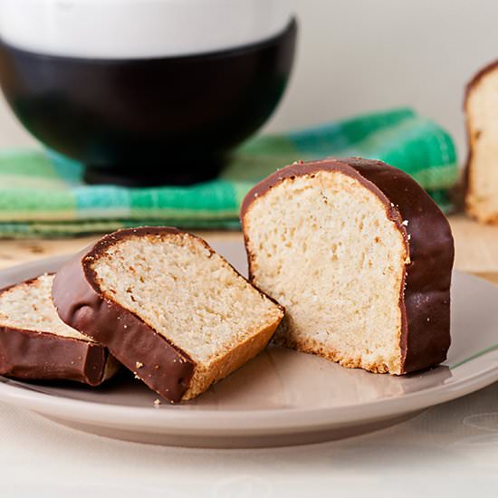 Coconut Egg Whites Cake