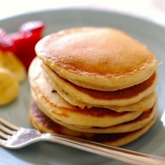 Fluffy Greek Yogurt Pancakes