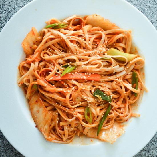 Korean Cold and Spicy Noodles