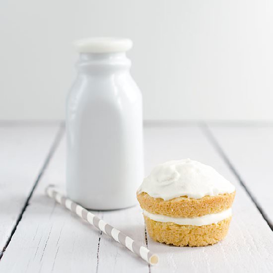 Vanilla Cream Cakes