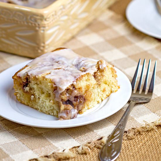 Cinnamon Roll Cake