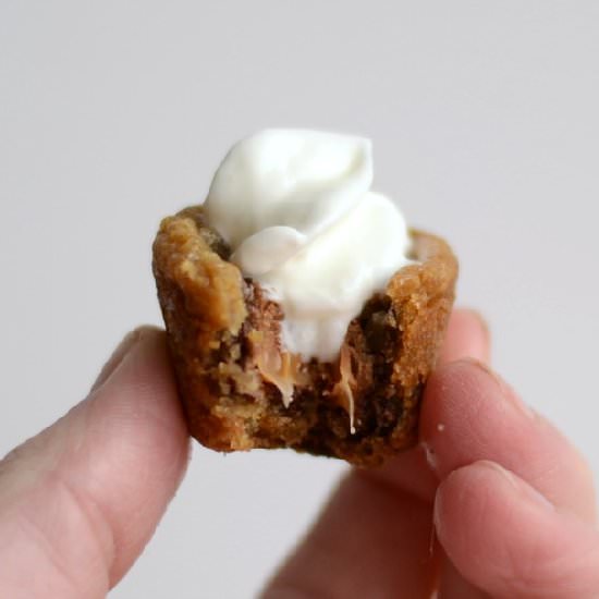 2 Ingredient Caramel Cookie Cups
