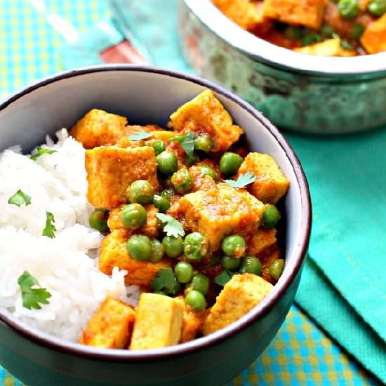Tofu and Peas Curry