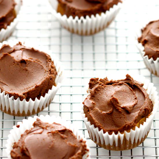 Vanilla Mint Chocolate Cupcake