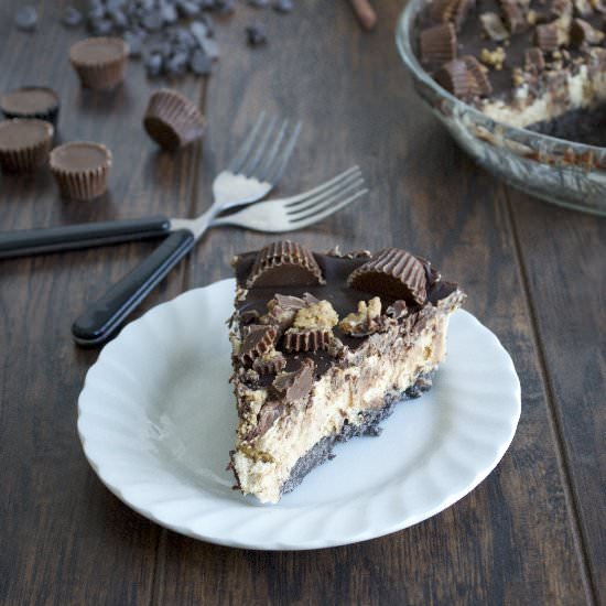 Peanut Butter Cup Chocolate Pie