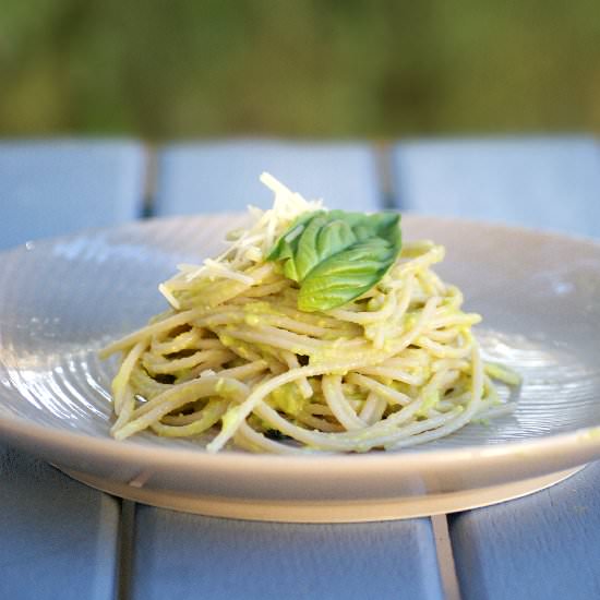 Avocado and Basil Spaghetti