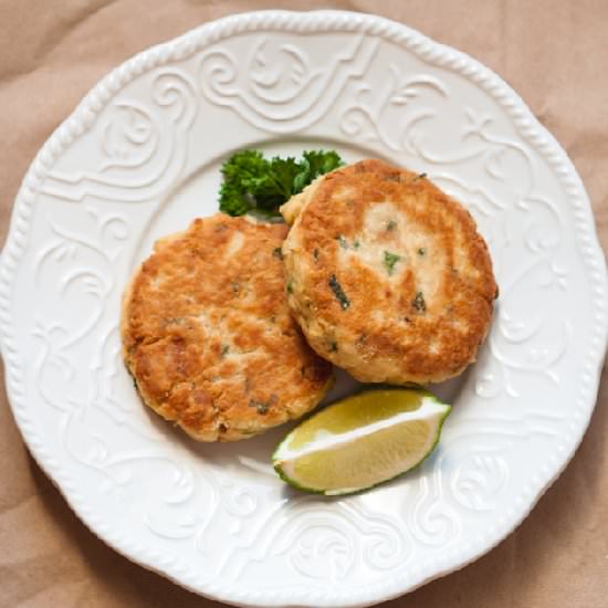 Tuna Patties with Apple Slaw