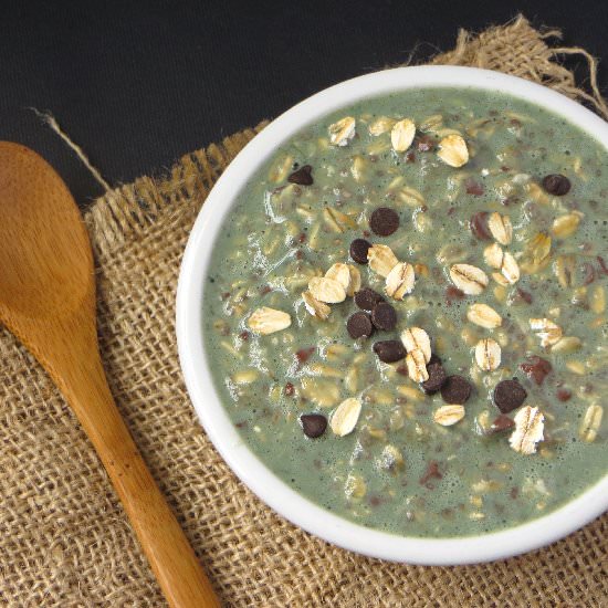 Mint Chocolate Chip Overnight Oats