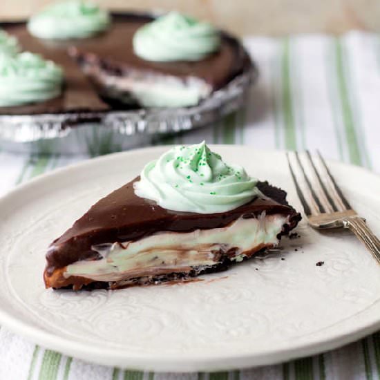 No Bake Grasshopper Pudding Pie
