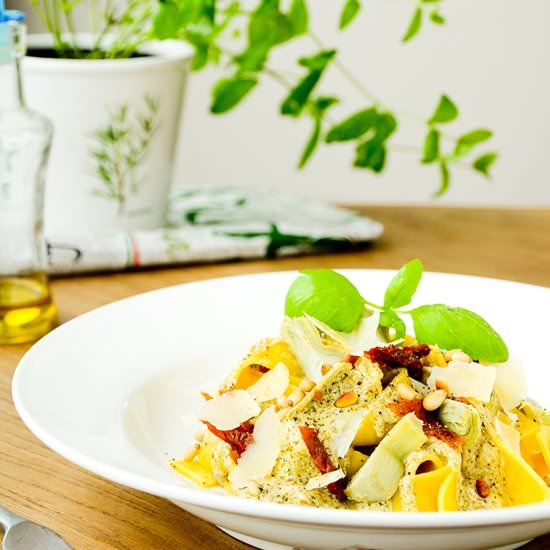 Pasta with Pesto Sauce