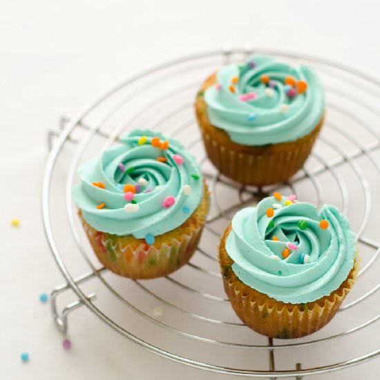 Funfetti Birthday Cupcakes