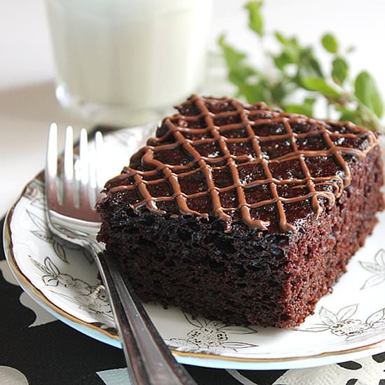 Eggless Nutella Chocolate Cake