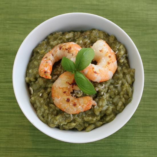 Shrimp risotto with spinach pesto