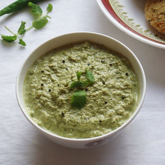 Mint Coconut Chutney