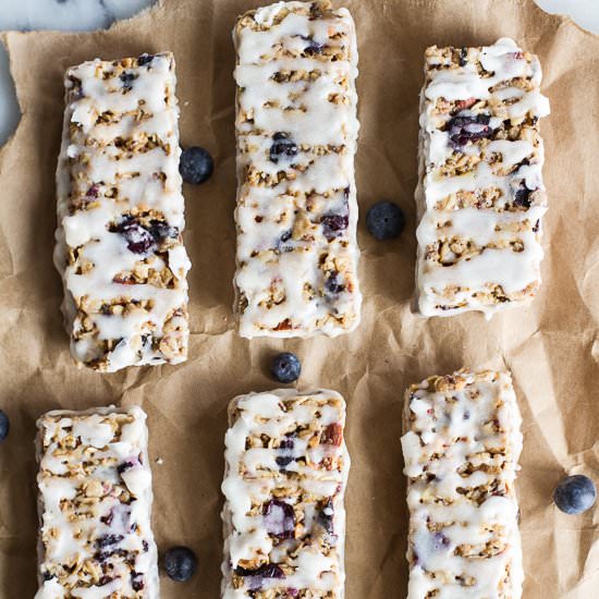 Blueberry Greek Yogurt Granola Bars