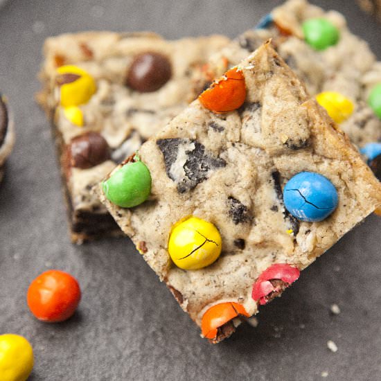 The Ultimate Cookie Bar