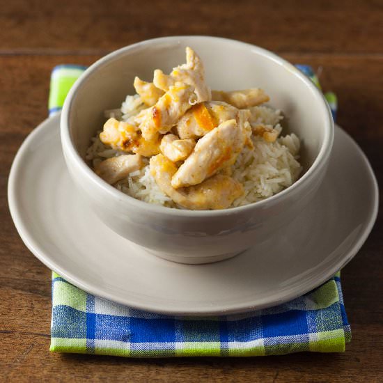 Chicken with orange and nutmeg