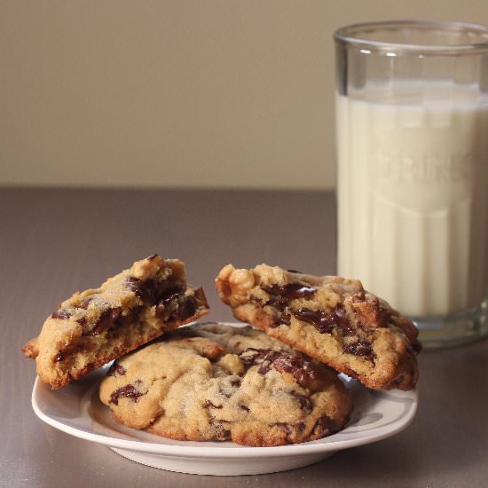 Levain Bakery Knock Off Cookies