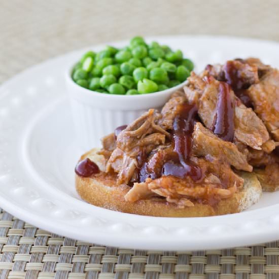 Slow Cooker Barbecue Pulled Pork