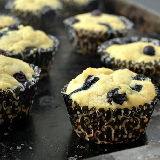 Eggless Blueberry Muffins