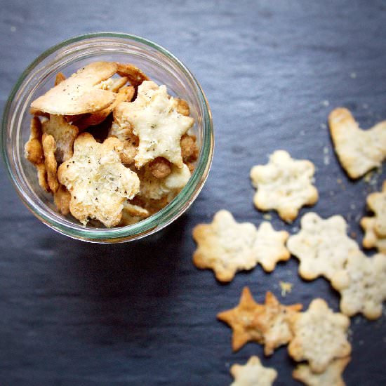 Romano Black Pepper Crackers