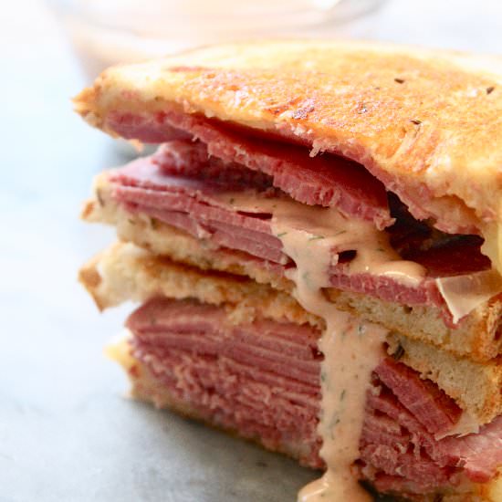 Corned Beef Sandwiches with Sauce
