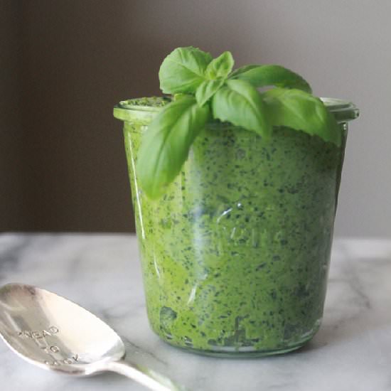 Vegan Kale & Basil Pesto