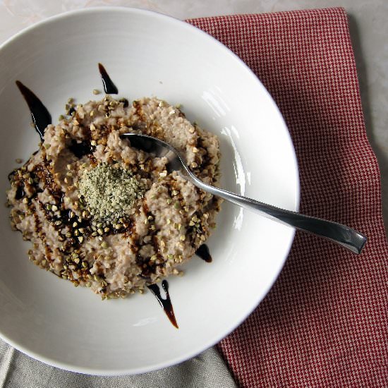 Molasses & Lucuma Oatmeal