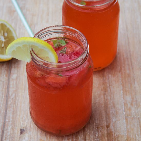 Strawberry Basil Lemonade