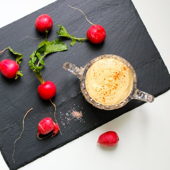 Radishes with Vegan Curry Mayo