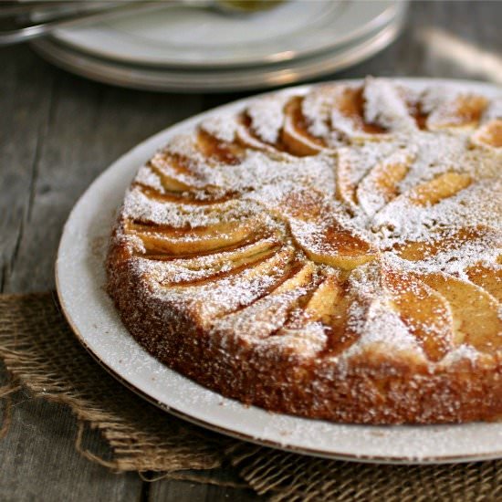 Simple Apple Cake