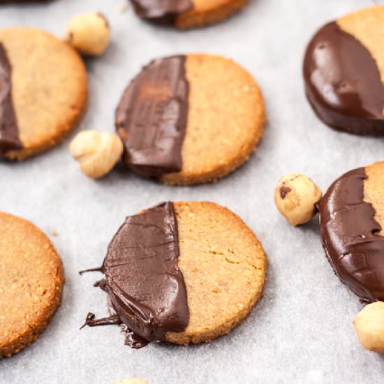 Hazelnut cookies
