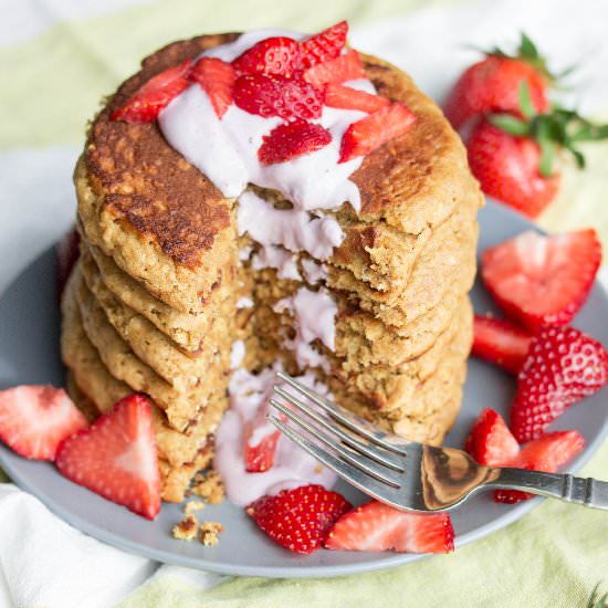 Fluffy Whole Wheat Pancakes