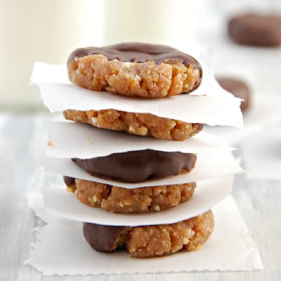 Raw Vegan Peanut Butter Cookies