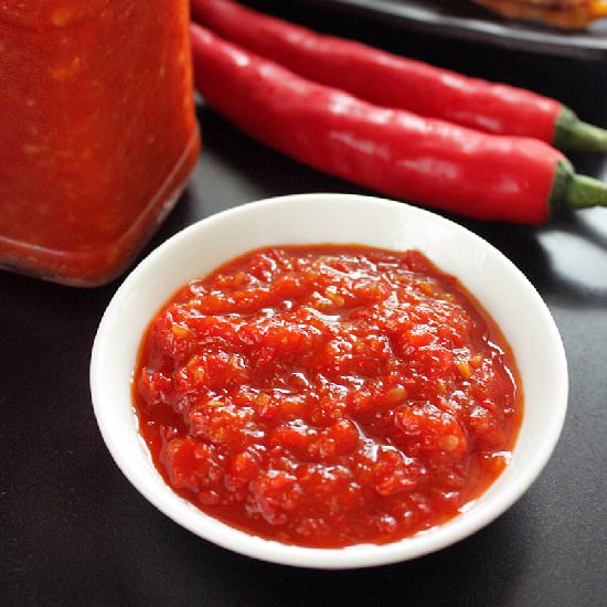 Garlic and Chili Sweet Sauce