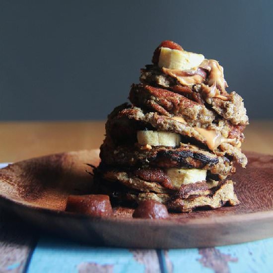 Fluffy Healthy Banana Pancakes