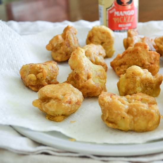Cauliflower pakora with hot pickle